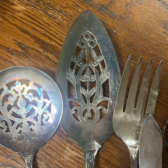 Vintage heirloom serving pieces - Picture 7 of 7